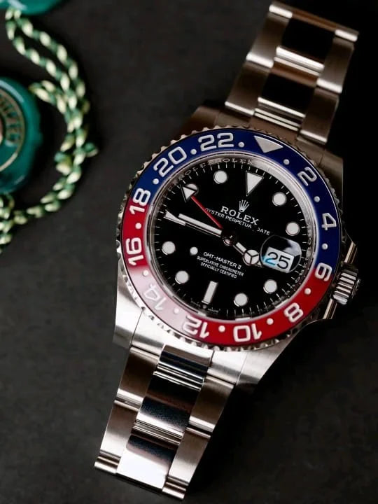 Rolex GMT-Master II "Pepsi" Red & Blue Bezel Oystersteel Watch