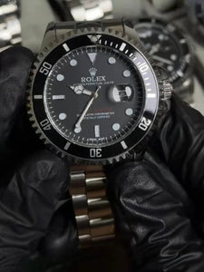 Rolex Submariner Black Dial with Silver Oystersteel Bracelet